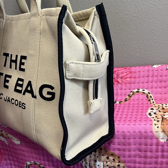 Authentic Marc Jacobs Jacquard Tote Bag Large - Picture 5 of 10